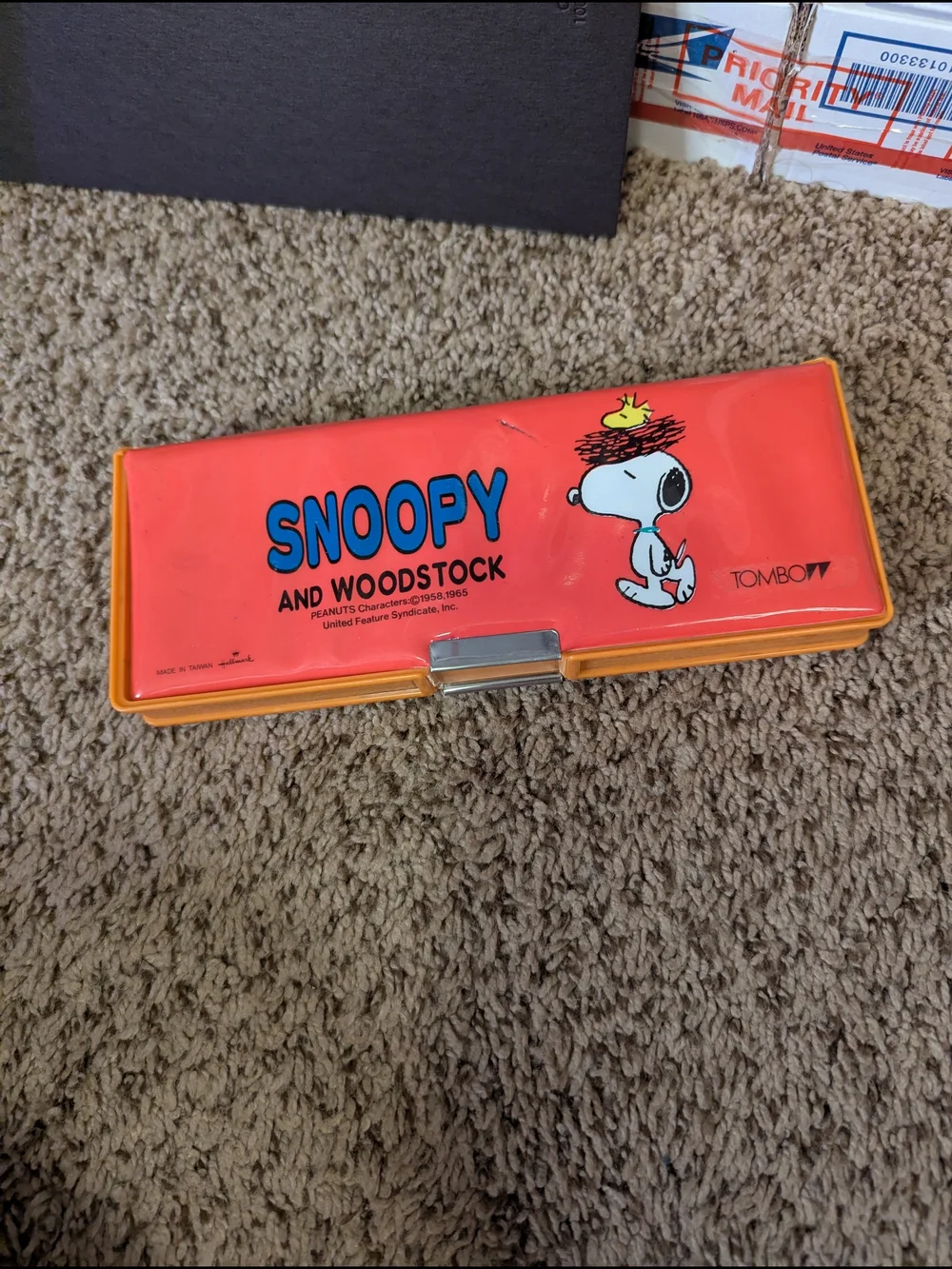 Snoopy and Woodstock Red Tin Pencil Box - Picture 2 of 9